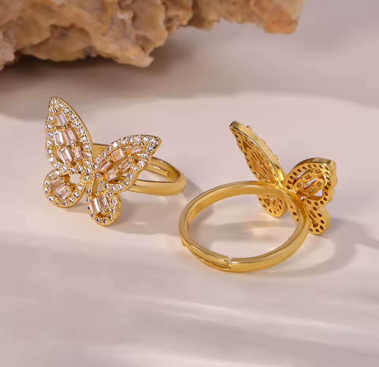 Anillo de mariposa